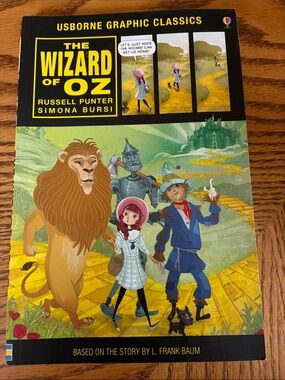 Usborne Graphic Classics: The Wizard of Oz - New!